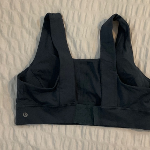 Women's lululemon dark blue Sports Bra - Picture 2 of 4